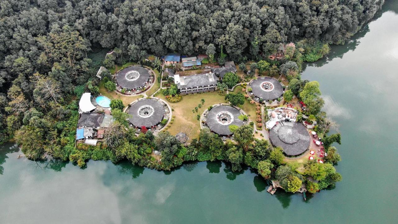 Fish Tail Lodge Pokhara Bagian luar foto