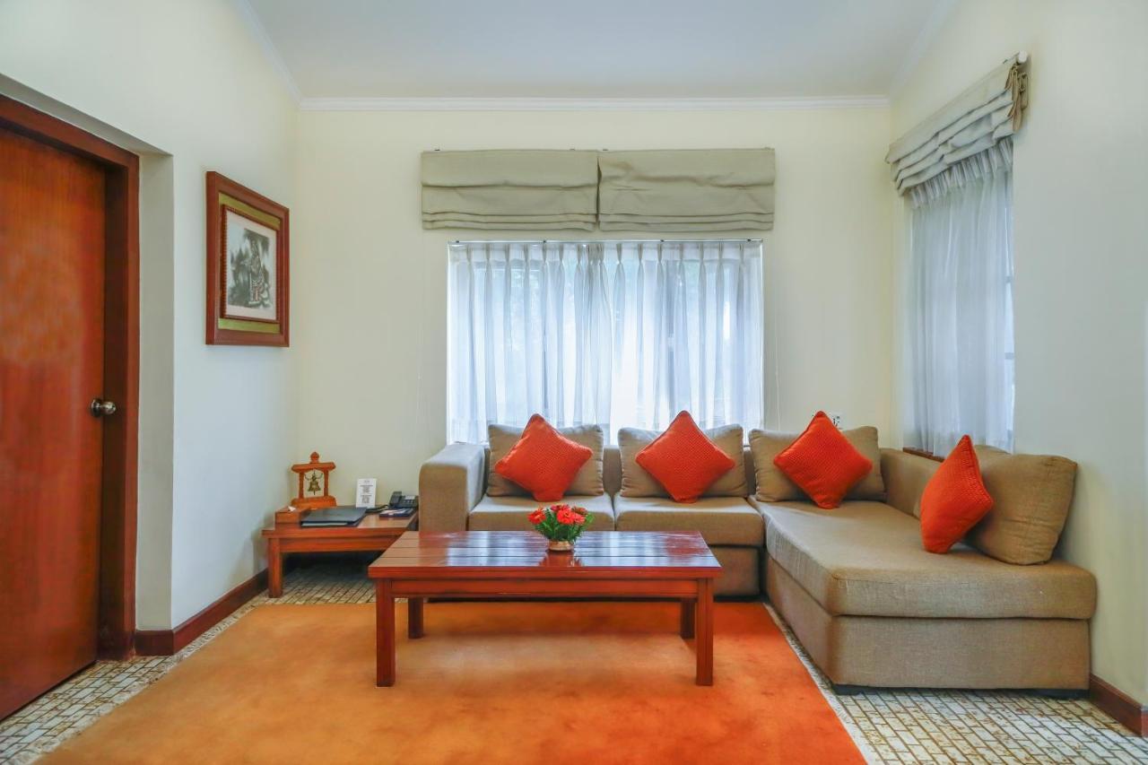 Fish Tail Lodge Pokhara Bagian luar foto