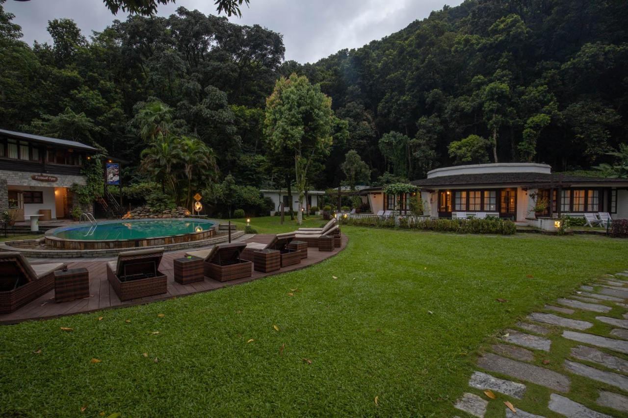 Fish Tail Lodge Pokhara Bagian luar foto