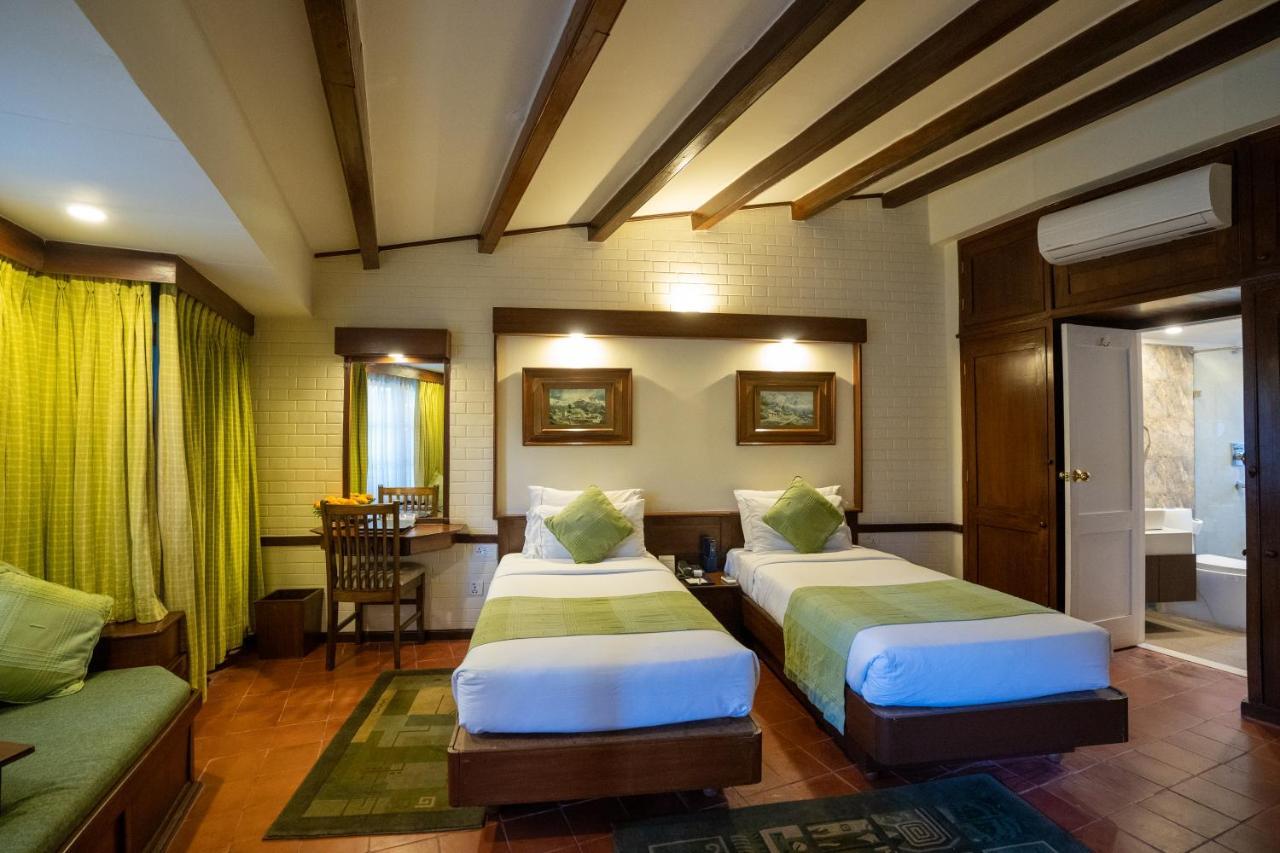 Fish Tail Lodge Pokhara Bagian luar foto