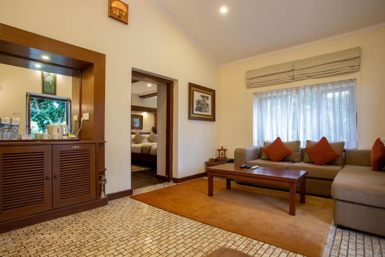 Fish Tail Lodge Pokhara Bagian luar foto