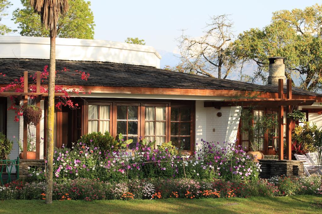 Fish Tail Lodge Pokhara Bagian luar foto