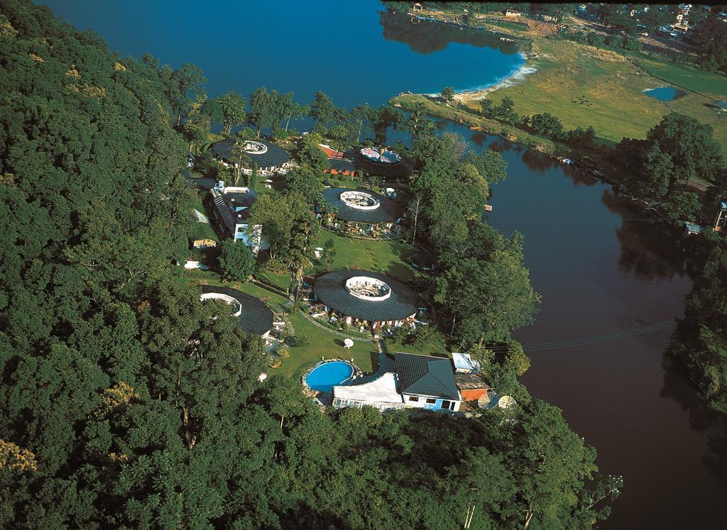 Fish Tail Lodge Pokhara Bagian luar foto